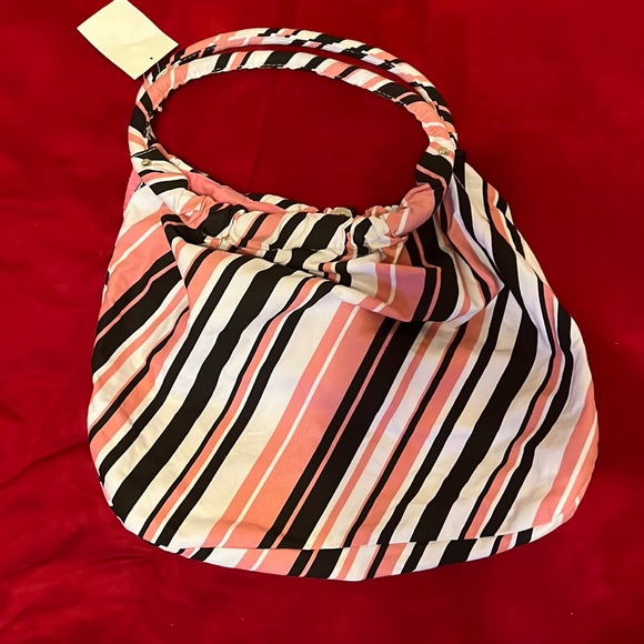 Source Unknown Handbags - Unbranded shoulder bag/tote ~ great for the beach or just to use as a bag.